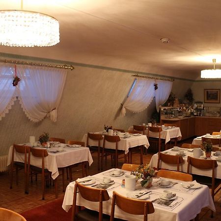 Hotel Schweizerhof Wina Bagian luar foto